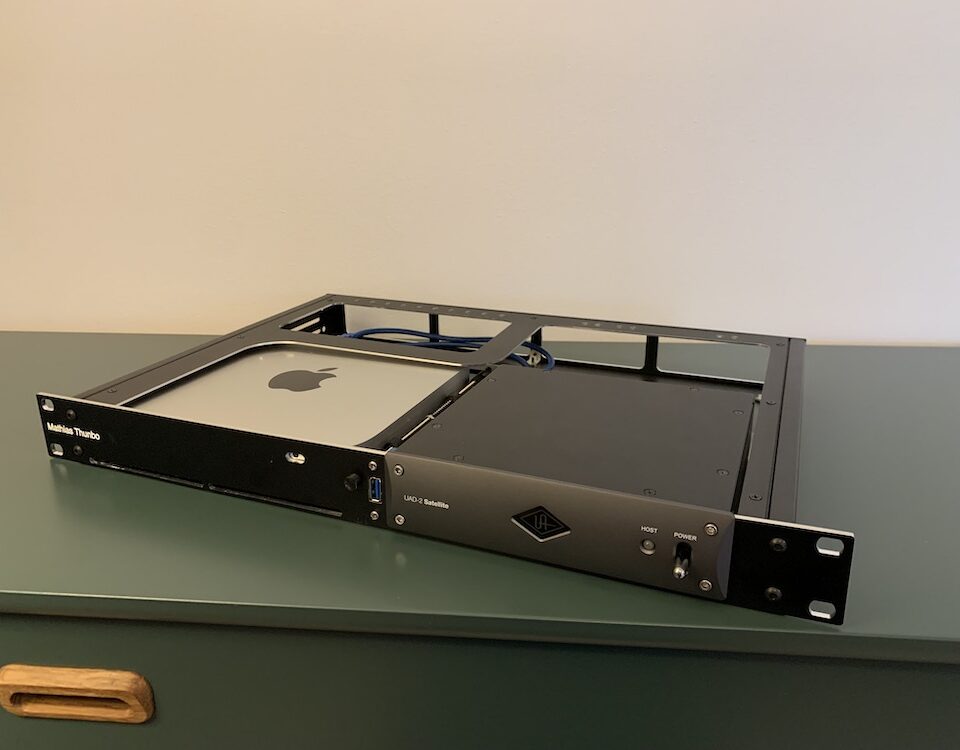 Mac Mini, UAD-2 Case 5